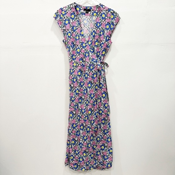 J. Crew Fabrizia Midi Wrap Dress in Soft Rayon Pink Blue Flowers Floral X-Small - Picture 3 of 11